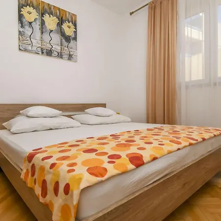 Egerius * Vinišće
